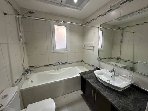 4 Beds Villa photo 27