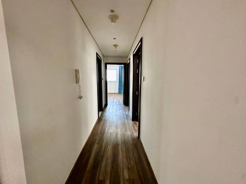 3 Beds Apartment photo 8
