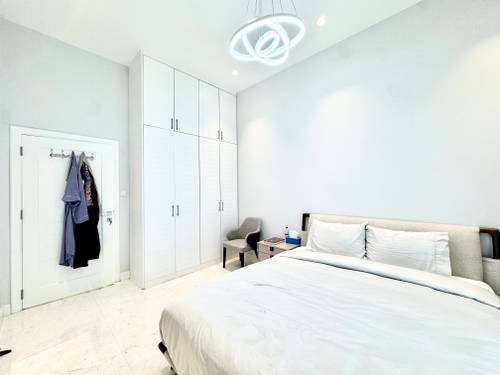 5 Beds Villa photo 53