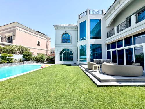 5 Beds Villa photo 9