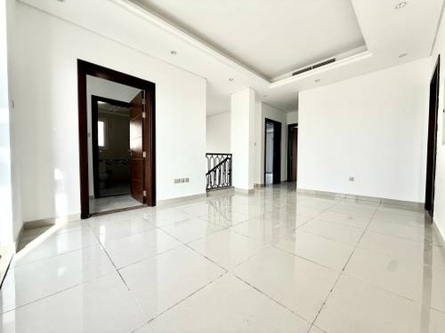 5 Beds Villa photo 17