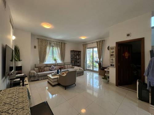 5 Beds Semi-Detached photo 13