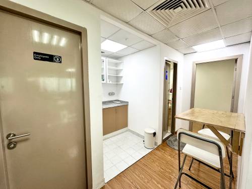 1 Bed Office photo 20