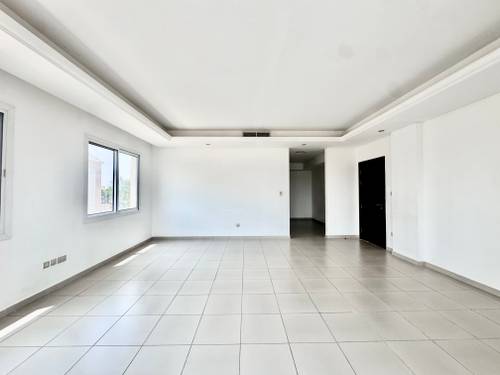 6 Beds Villa photo 39
