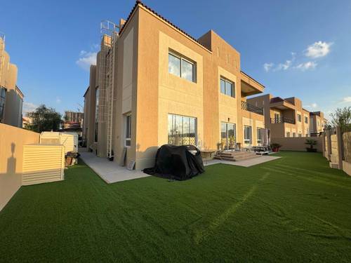 6 Beds Villa photo 5