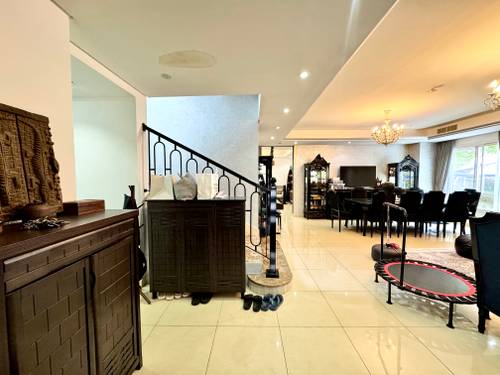 4 Beds Villa photo 15