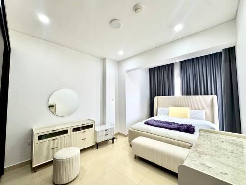 3 Beds Apartment photo 17
