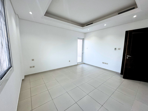 6 Beds Villa photo 28