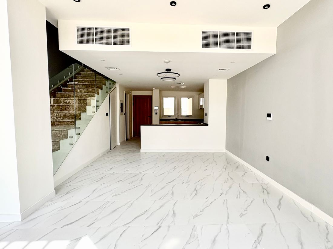2 Beds Townhouse photo 2