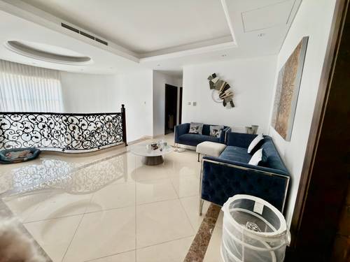 6 Beds Villa photo 9