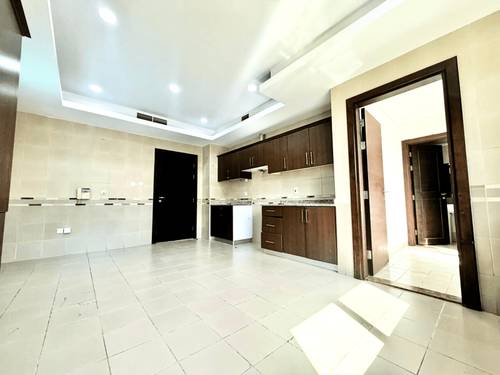 6 Beds Villa photo 14