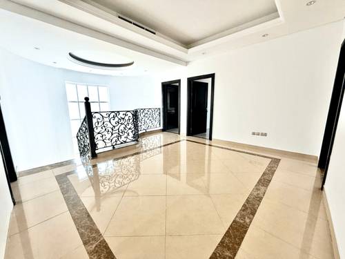 6 Beds Villa photo 16