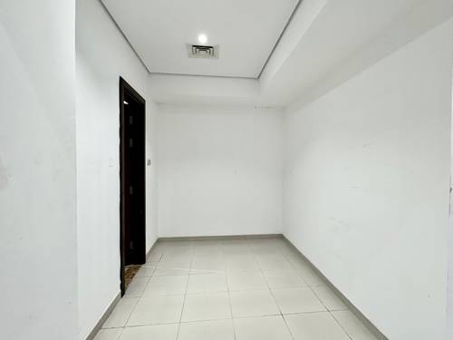6 Beds Villa photo 11